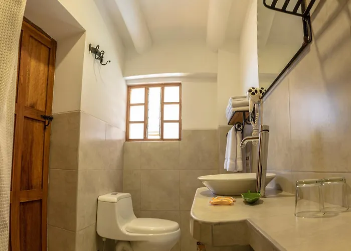 Amaru Inca Inn